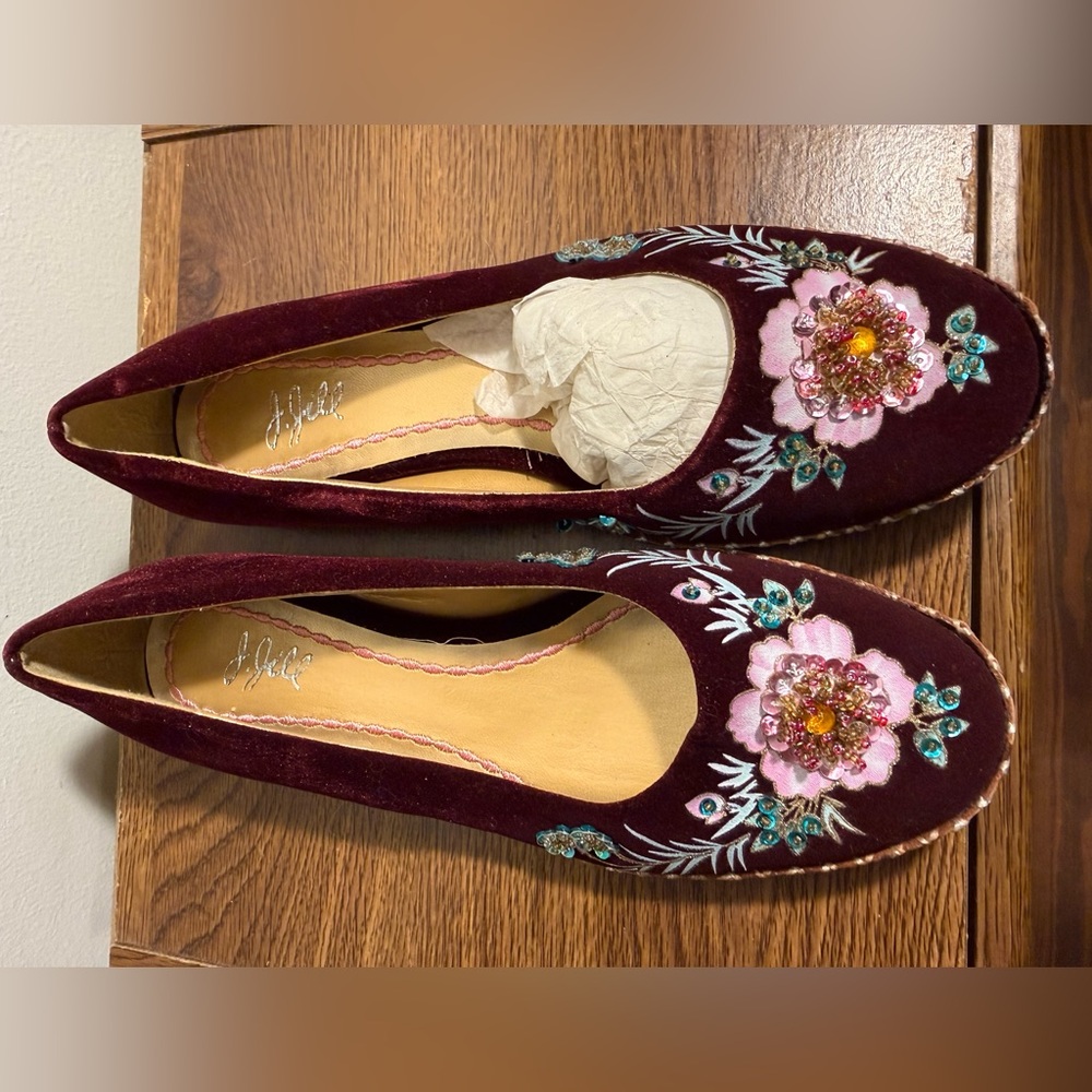 J Jill Embroidered Floral Velvet Flats Brand New